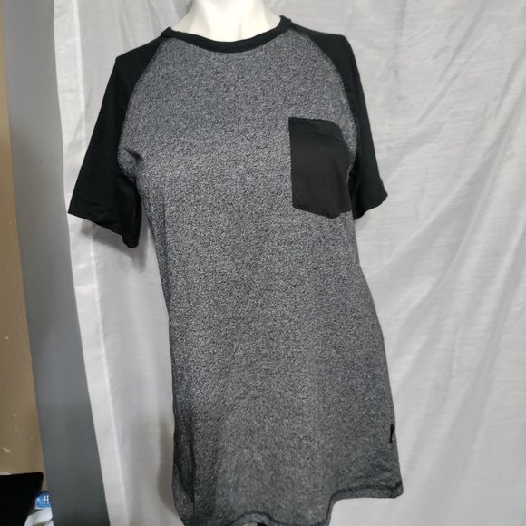 Dikotomy - High Quality Short Sleeve Tee - Picture 6 of 7